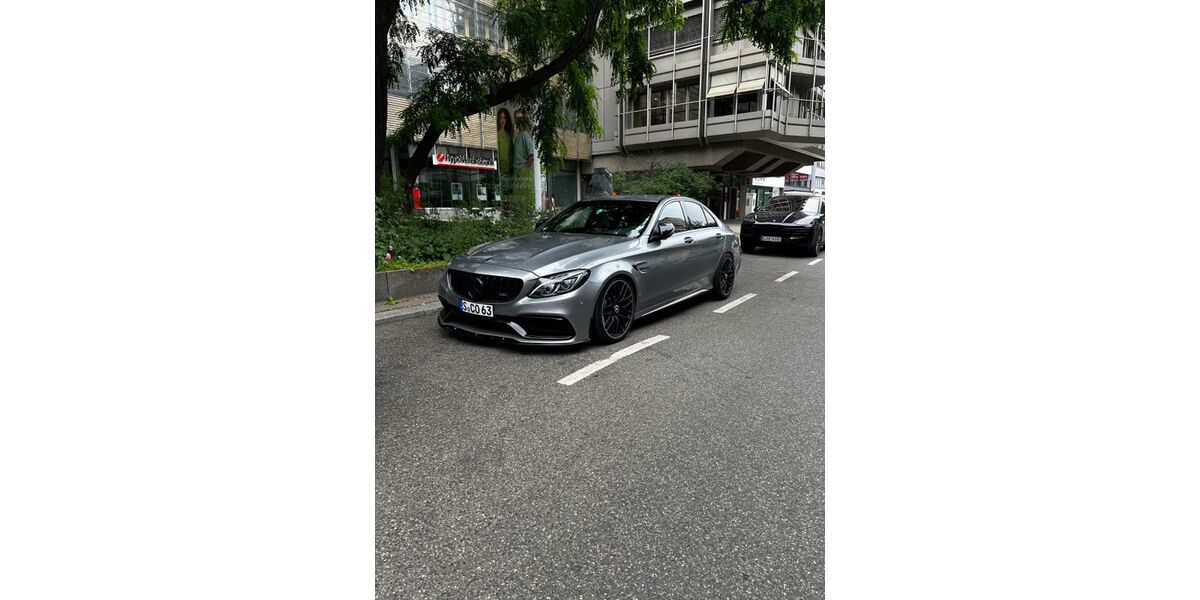Mercedes-Benz C 63 AMG 165.000 km 42.000 &euro; Stuttgart 70435