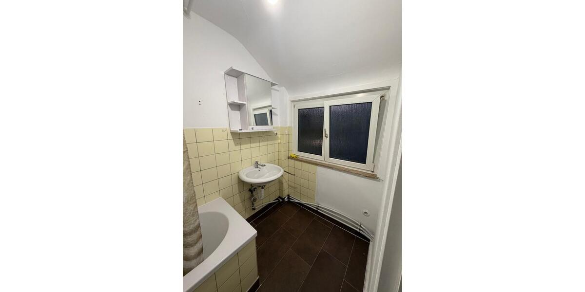 Dachgeschoßwohnung Heilbronn Böckingen - 2 Zimmer, 50 m&sup2;, 650&euro; | Angebot:25638367