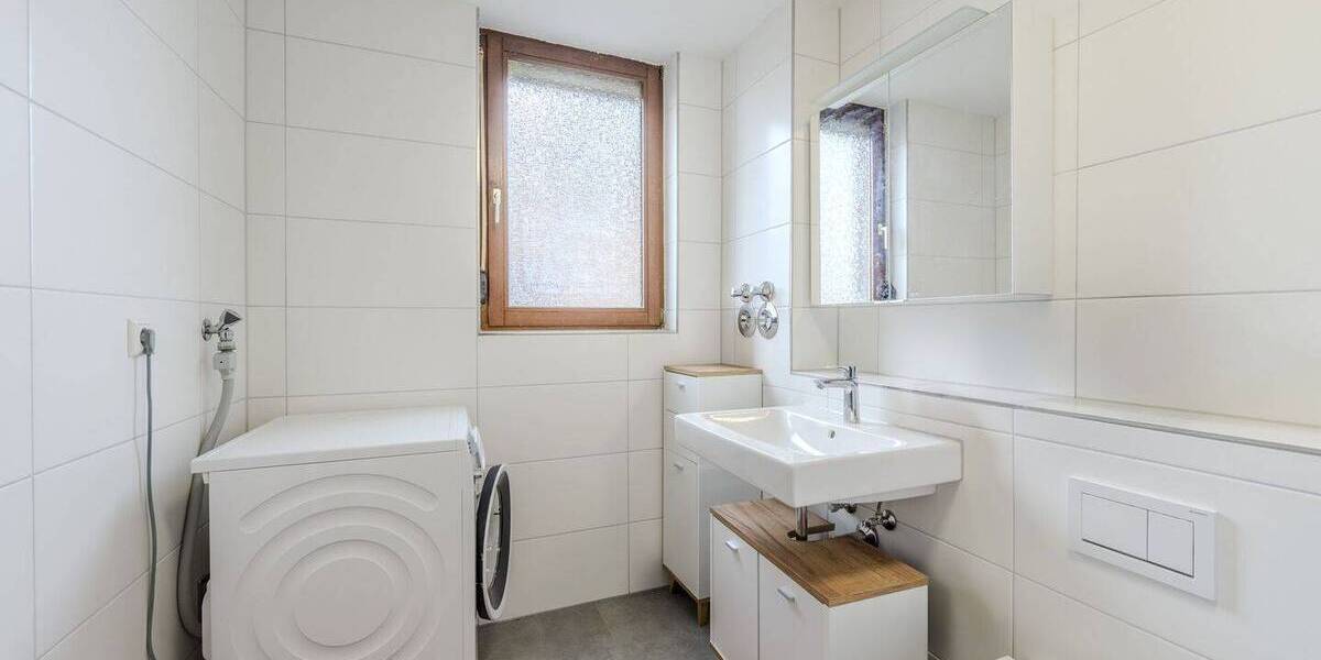 Mehrfamilienhaus, Wohnhaus Korntal-Münchingen Münchingen - 1 Zimmer, 338 m&sup2;, 1.150.000&euro; | Angebot:26320321