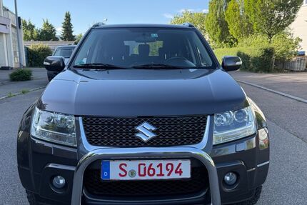 Suzuki Grand Vitara 163.000 km 8.499 &euro; Fellbach 70736