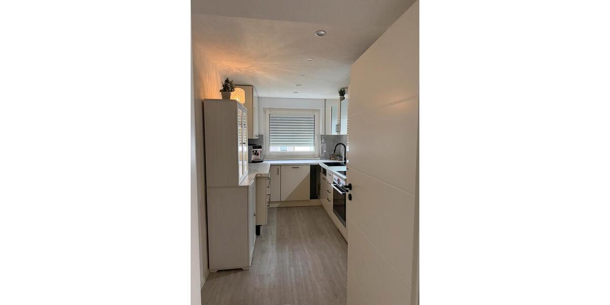 Etagenwohnung Wernau (Neckar) - 3 Zimmer, 75 m&sup2;, 325.000&euro; | Angebot:26524701