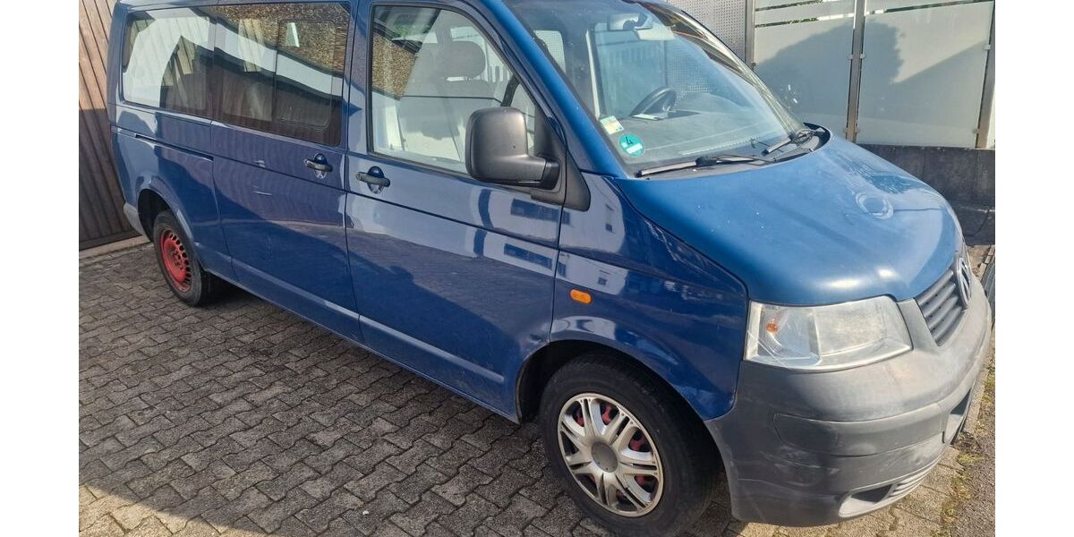VW T5 Transporter 210.000 km 3.199 &euro; Weinstadt 71384