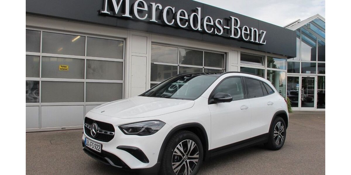 Mercedes-Benz GLA 200 3.000 km 46.600 &euro; Bönnigheim 74357