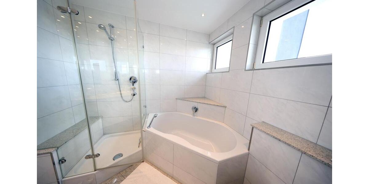 Etagenwohnung Schwieberdingen - 4.5 Zimmer, 110 m&sup2;, 2.000&euro; | Angebot:24678659