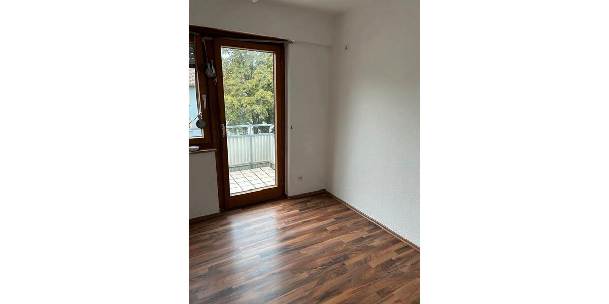 Etagenwohnung Esslingen am Neckar Oberesslingen - 2 Zimmer, 60 m&sup2;, 1.180&euro; | Angebot:25332630
