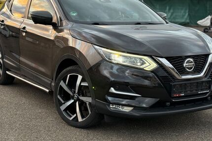 Nissan Qashqai 136.000 km 11.600 &euro; Winterbach 73650