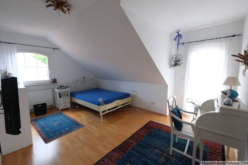 Einfamilienhaus Kornwestheim - 6 Zimmer, 204 m&sup2;, 1.200.000&euro; | Angebot:26786811