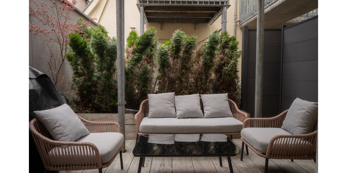 Seltenes High-Class Refugium in bester Stadtmitte – Kernsanierte Design-Wohnung mit Terrasse - 2.5 Schorndorf | Angebot:26820823