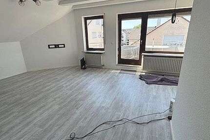 Wohnung Leonberg - 2.5 Zimmer, 61 m&sup2;, 730&euro; | Angebot:26914669