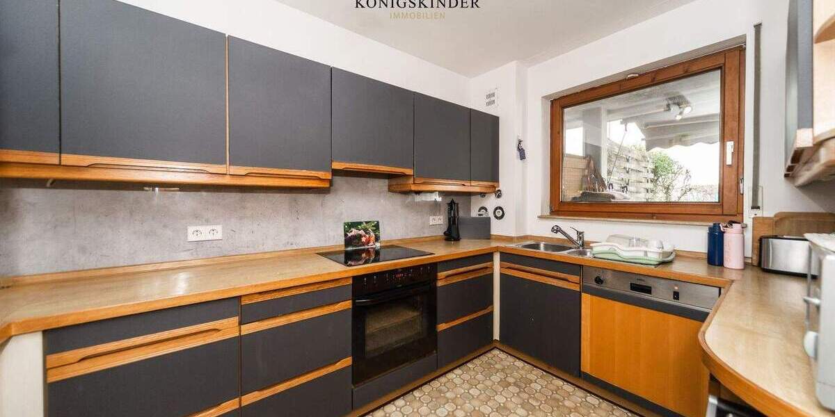 Etagenwohnung Freiberg am Neckar Heutingsheim - 4 Zimmer, 104 m&sup2;, 397.000&euro; | Angebot:25669351