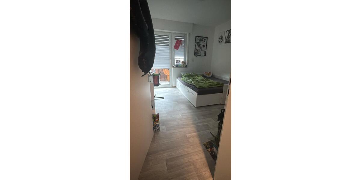 Etagenwohnung Weissach - 4 Zimmer, 85 m&sup2;, 1.200&euro; | Angebot:27548210