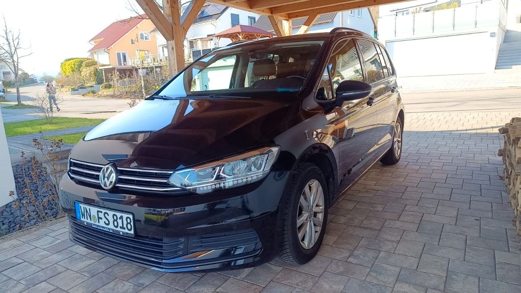 VW Touran 146.500 km 16.000 &euro; Sulzbach an der Murr 71560