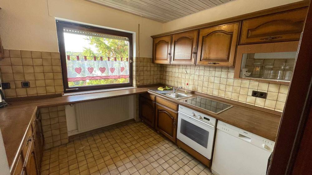 Mehrfamilienhaus, Wohnhaus Weil der Stadt - 6 Zimmer, 132 m&sup2;, 2.300&euro; | Angebot:25690065