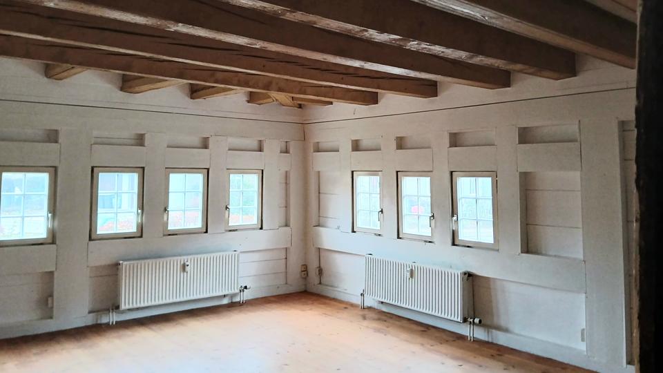 Etagenwohnung Weinstadt - 3.5 Zimmer, 100 m&sup2;, 1.200&euro; | Angebot:24780126