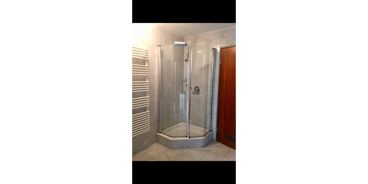 Erdgeschoßwohnung Stuttgart Degerloch - 2 Zimmer, 96 m&sup2;, 1.490&euro; | Angebot:27554304
