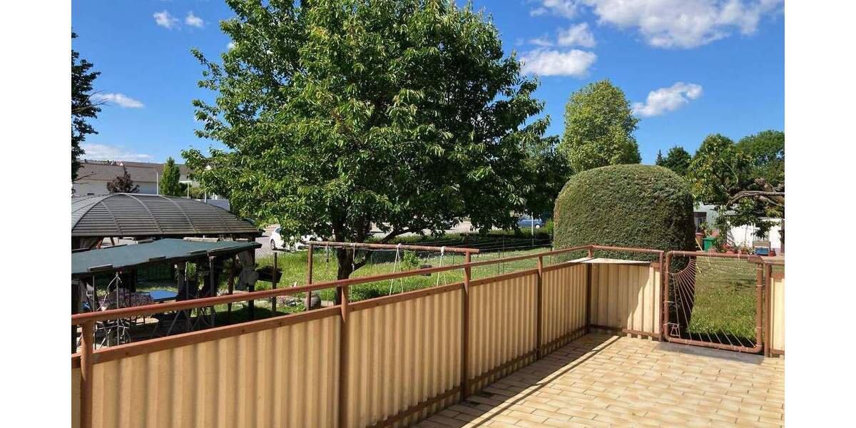 Einfamilienhaus Güglingen - 6 Zimmer, 130 m&sup2;, 350.000&euro; | Angebot:25747544