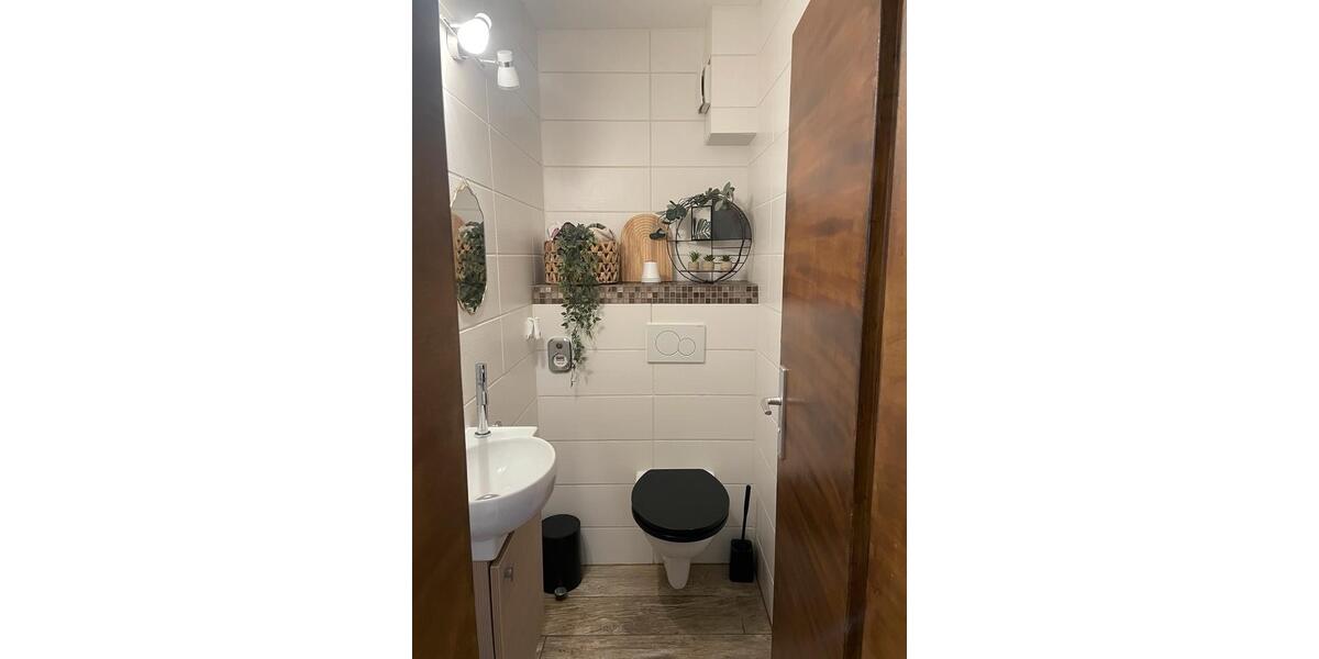 Etagenwohnung Stuttgart Mühlhausen - 4 Zimmer, 97 m&sup2;, 359.000&euro; | Angebot:26987304