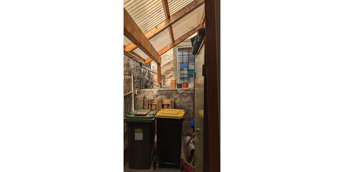 Einfamilienhaus Vaihingen an der Enz - 7 Zimmer, 130 m&sup2;, 298.000&euro; | Angebot:26592937