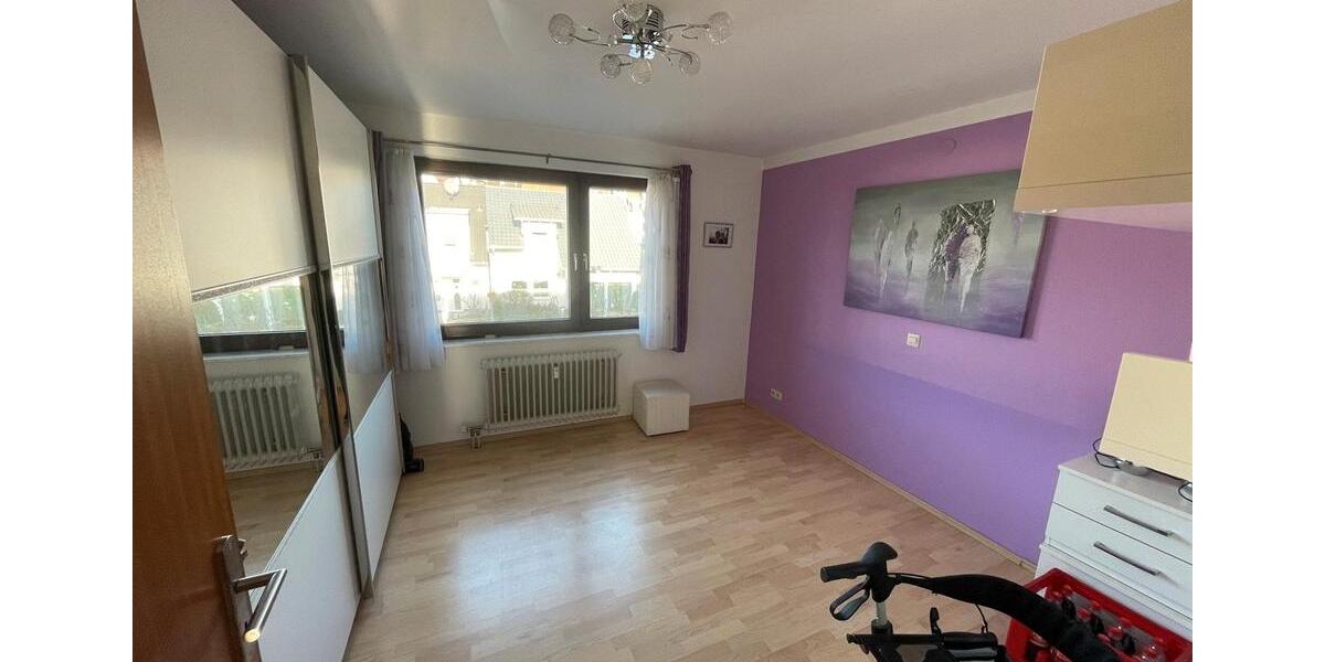 Etagenwohnung Weissach - 3.5 Zimmer, 83 m&sup2;, 299.000&euro; | Angebot:26626475