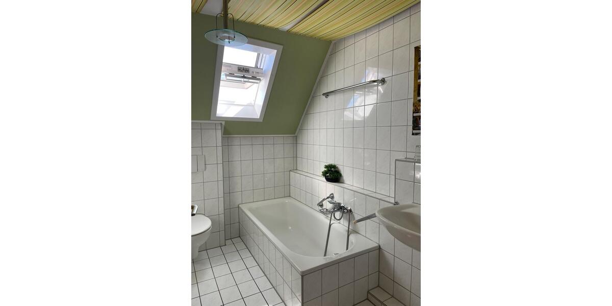 Dachgeschoßwohnung Pleidelsheim - 2 Zimmer, 56 m&sup2;, 850&euro; | Angebot:26247558