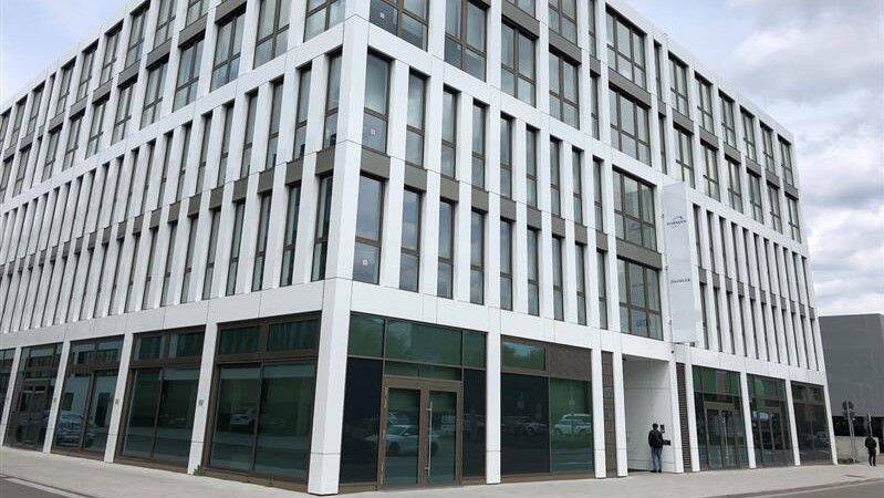 Gewerbeobjekt Böblingen Flugfeld - 2.300&euro; | Angebot:26786272