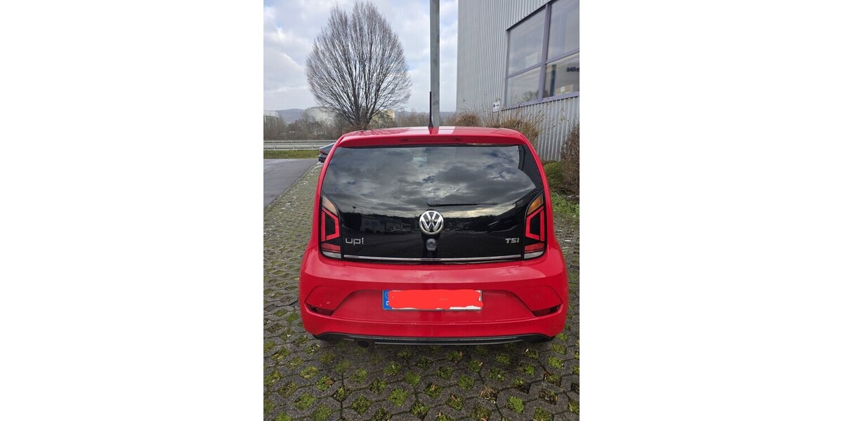 VW UP 176.500 km 6.100 &euro; Denkendorf 73770
