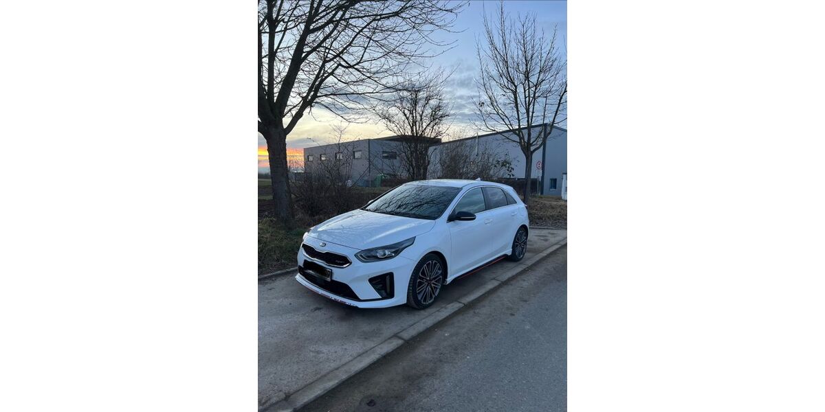 Kia ceed / Ceed 57.225 km 20.250 &euro; Esslingen 73734