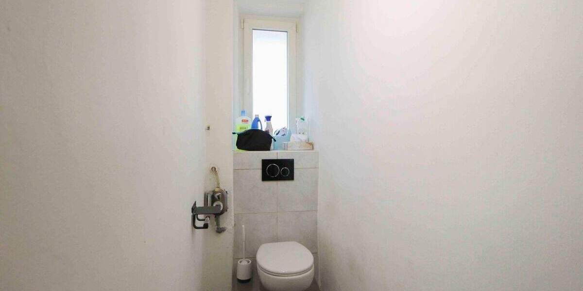 Etagenwohnung Stuttgart Feuerbach - 3 Zimmer, 79 m&sup2;, 299.000&euro; | Angebot:25802114