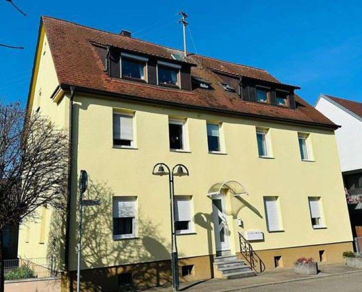 Etagenwohnung Asperg - 3 Zimmer, 71 m&sup2;, 200.000&euro; | Angebot:27516172