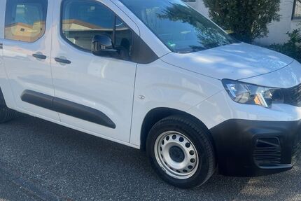 Peugeot Partner 51.684 km 15.669 &euro; Vaihingen/Enz 71665