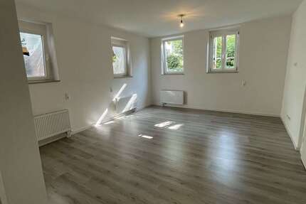 Wohnung Esslingen - 3 Zimmer, 74 m&sup2;, 915&euro; | Angebot:27091784