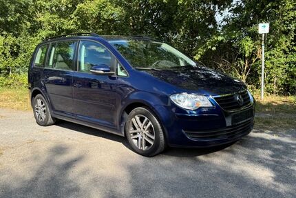VW Touran 187.000 km 3.700 &euro; Mühlacker 75417