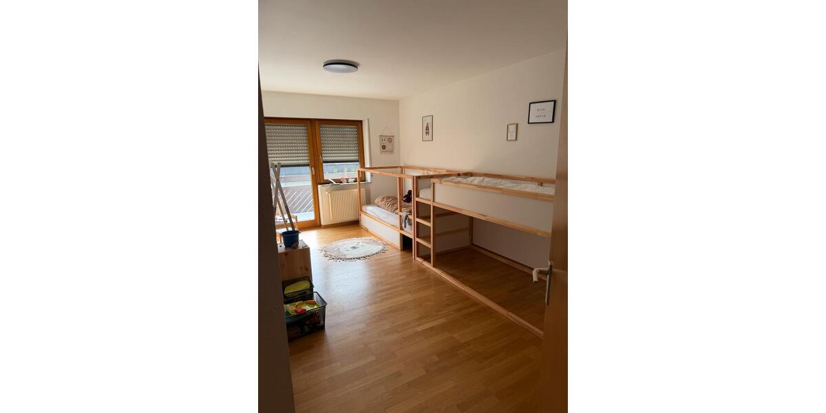 Etagenwohnung Leinfelden-Echterdingen Echterdingen - 3 Zimmer, 89 m&sup2;, 1.550&euro; | Angebot:27545303