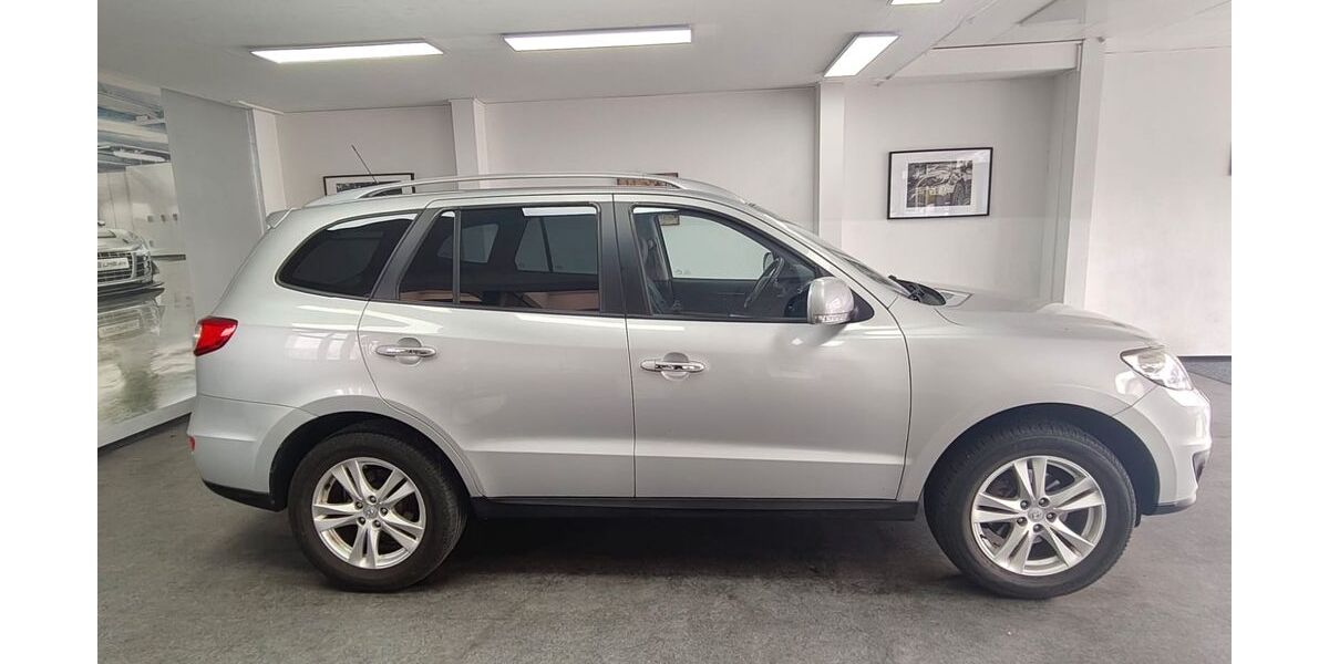 Hyundai SANTA FE 200.000 km 6.990 &euro; Asperg/Ludwigsburg bei Stuttgart 71679