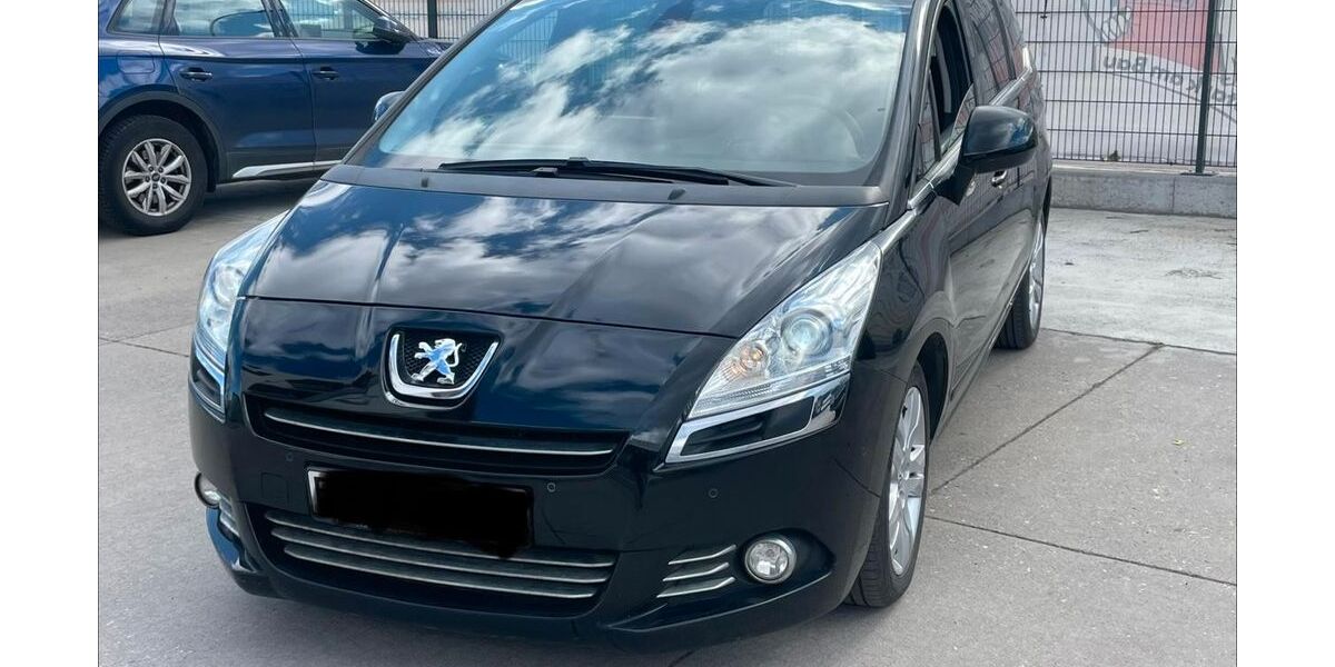 Peugeot 5008 152.000 km 7.500 &euro; Leinfelden-Echterdingen 70771