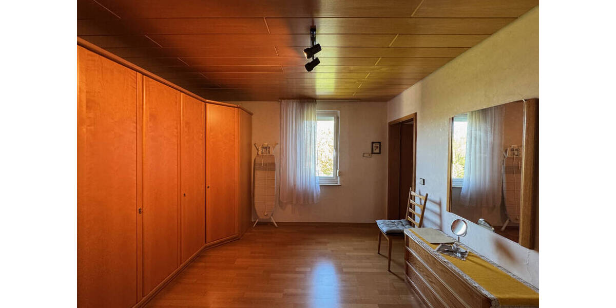 Einfamilienhaus Schorndorf - 6 Zimmer, 120 m&sup2;, 379.000&euro; | Angebot:26869158
