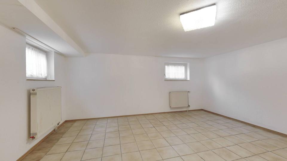 Einfamilienhaus Weinsberg - 6 Zimmer, 159 m&sup2;, 1.600&euro; | Angebot:26195066