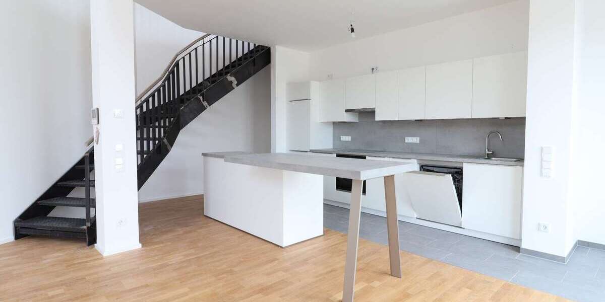 Etagenwohnung Schorndorf - 2 Zimmer, 106 m&sup2;, 1.390&euro; | Angebot:25780464