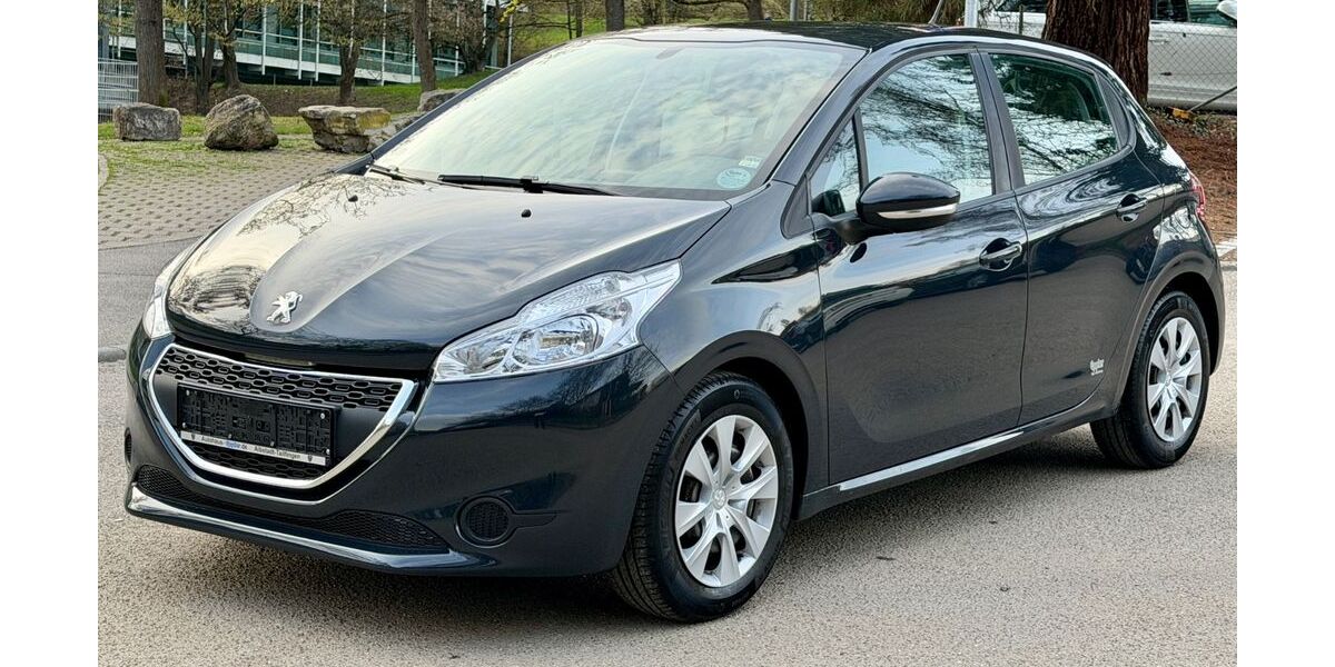 Peugeot 208 135.000 km 5.798 &euro; Stuttgart 70469