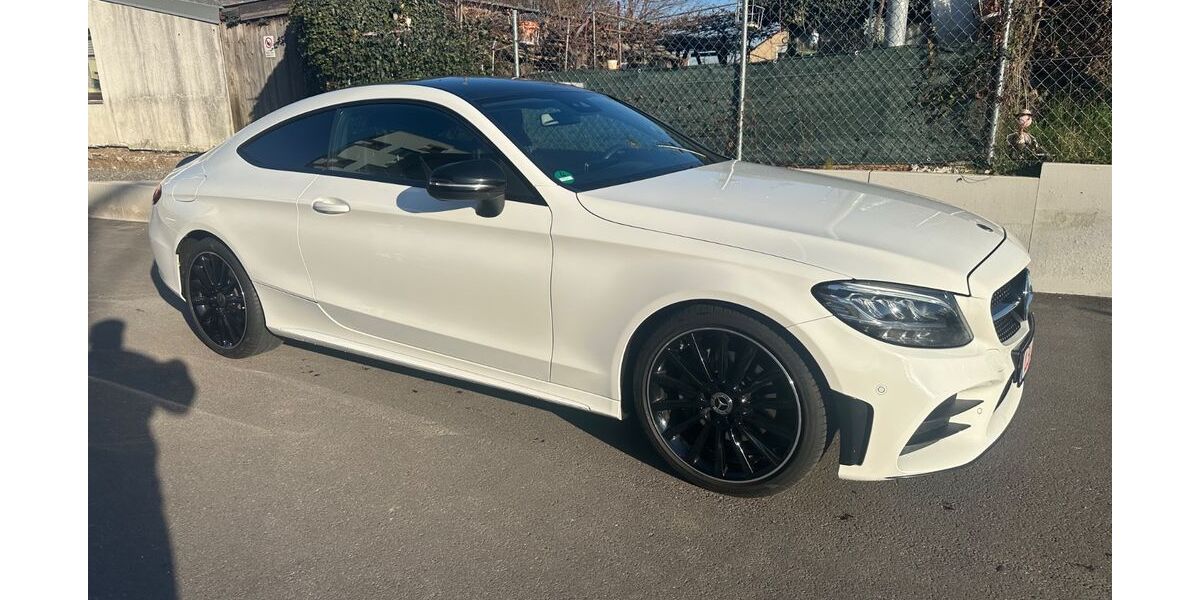 Mercedes-Benz C 220 143.000 km 26.999 &euro; Ditzingen 71254