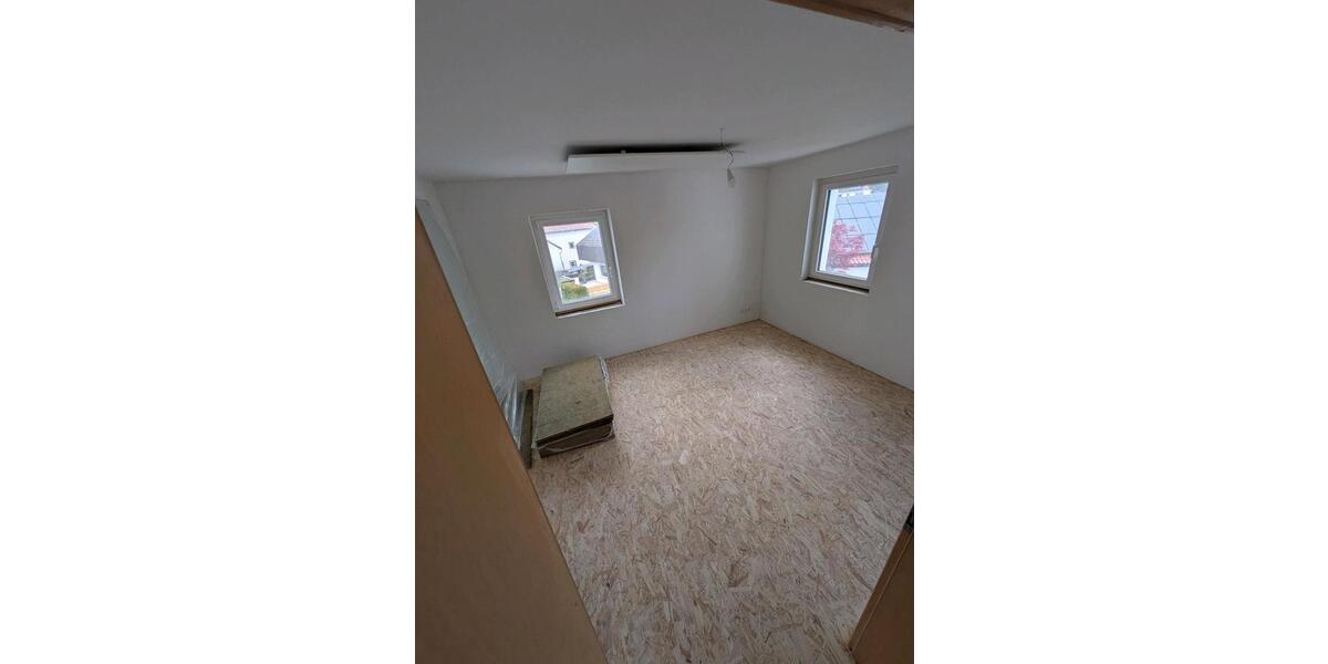 Maisonettenwohnung Oberboihingen - 4.5 Zimmer, 120 m&sup2;, 1.850&euro; | Angebot:26647616