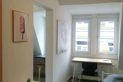 Zimmer Stuttgart Stuttgart-Mitte - 1 Zimmer, 1.150&euro; | Angebot:25231367