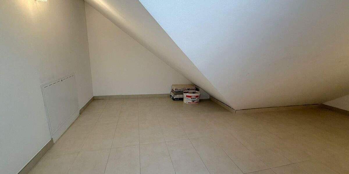 Etagenwohnung Weinstadt Beutelsbach - 3 Zimmer, 98 m&sup2;, 590.000&euro; | Angebot:25735493