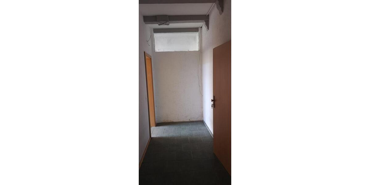 Erdgeschoßwohnung Spiegelberg - 5 Zimmer, 140 m&sup2;, 1.450&euro; | Angebot:26265560