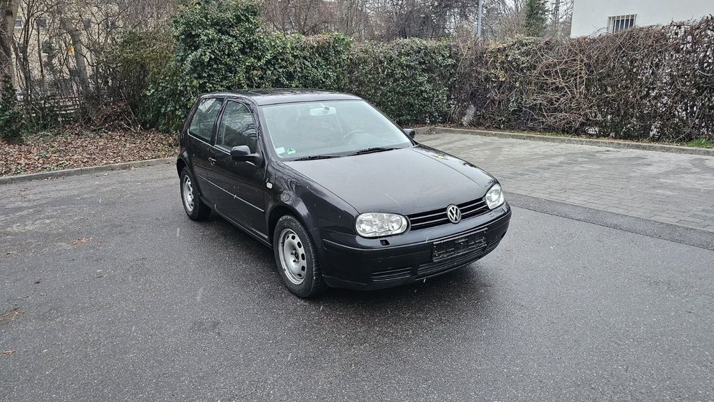 VW Golf 183.000 km 1.900 &euro; Stuttgart 70372
