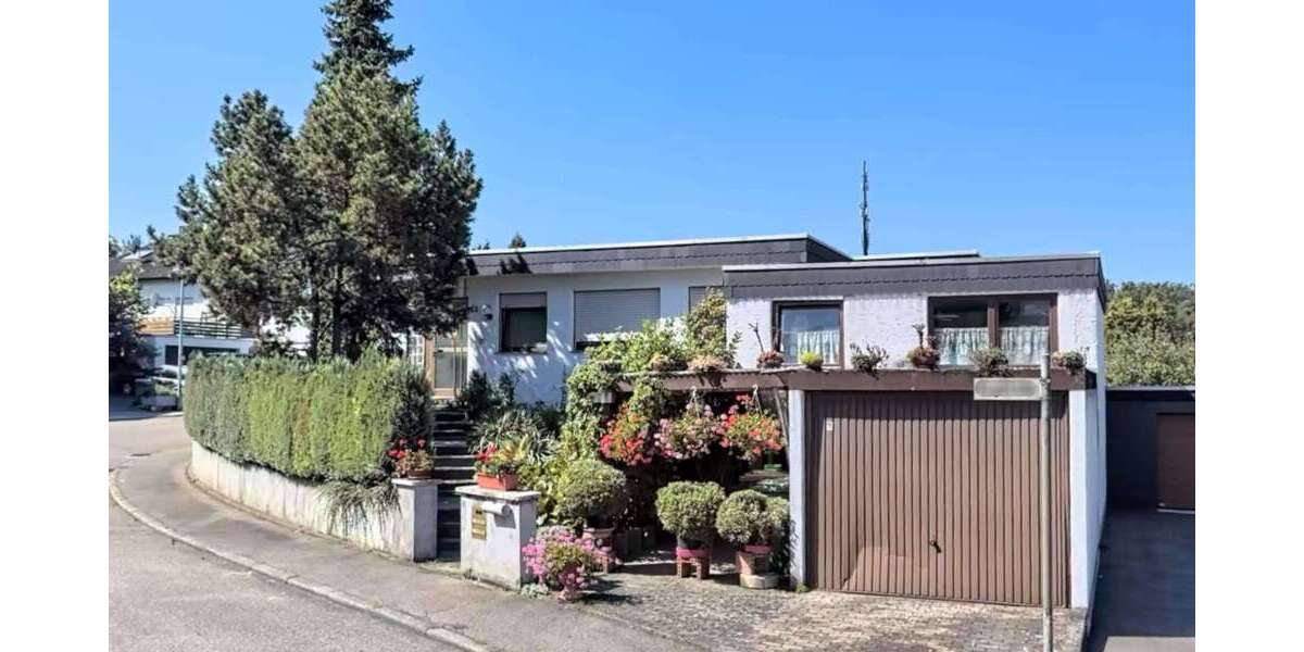 Einfamilienhaus Sersheim - 8 Zimmer, 219 m&sup2;, 585.000&euro; | Angebot:25463322