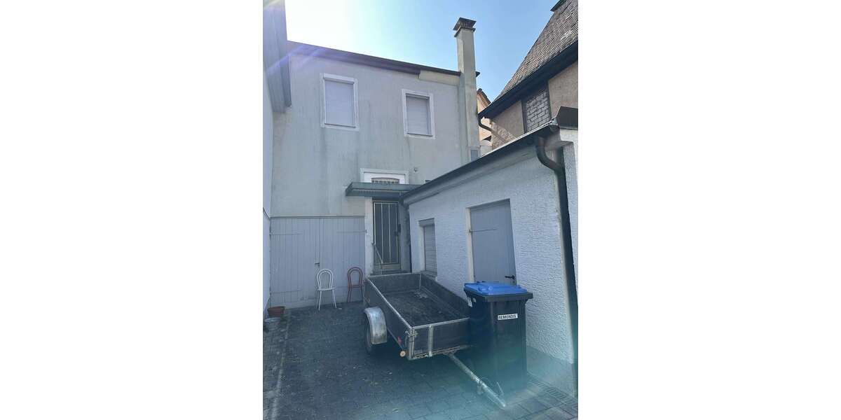 Einfamilienhaus Lauffen - 4 Zimmer, 77 m&sup2;, 118.000&euro; | Angebot:25992824