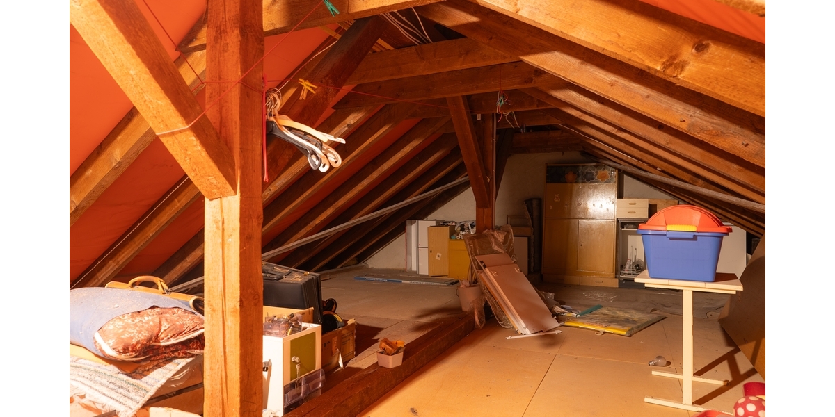 DG mit Sonnenbalkon & eigener PV – Haus komplett erneuert - Etagenwohnung Schorndorf | Angebot:27427264