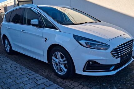 Ford S-Max 99.800 km 21.989 &euro; Güglingen-Frauenzimmern 74363