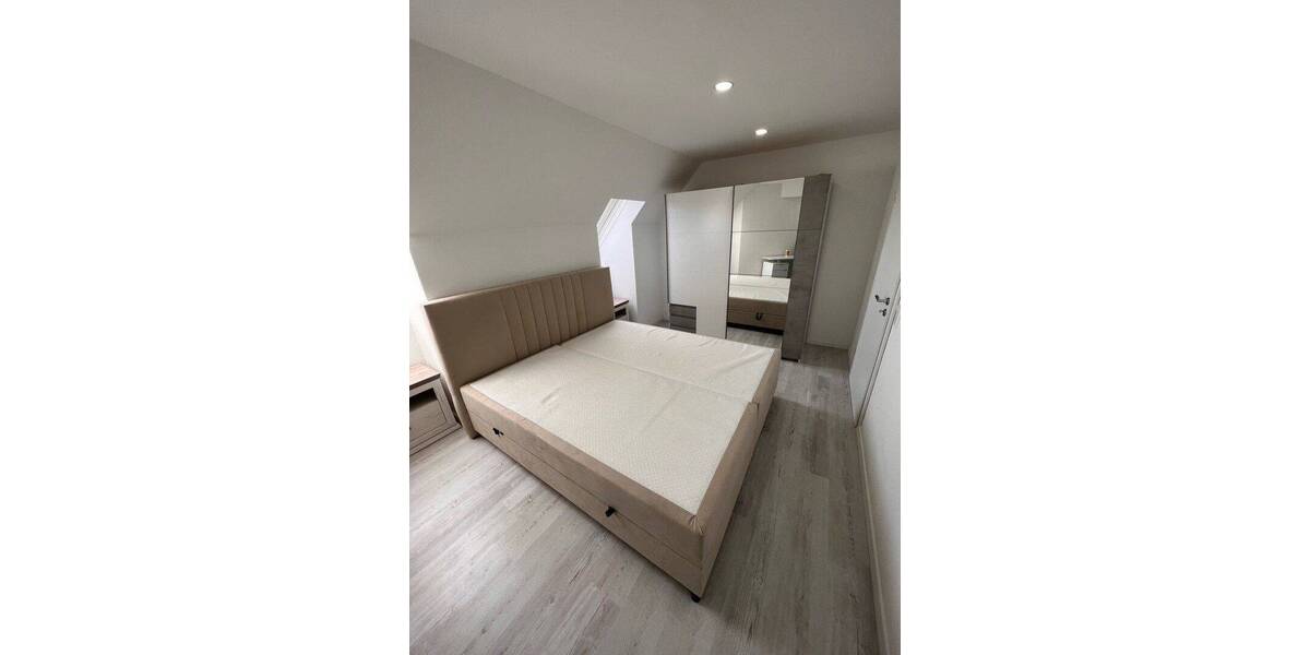 Etagenwohnung Stuttgart-Vaihingen Vaihingen - 2 Zimmer, 54 m&sup2;, 1.250&euro; | Angebot:26929292